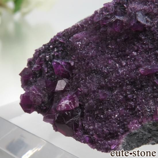 カメレライトの母岩付き結晶（原石）83g - cute stone -