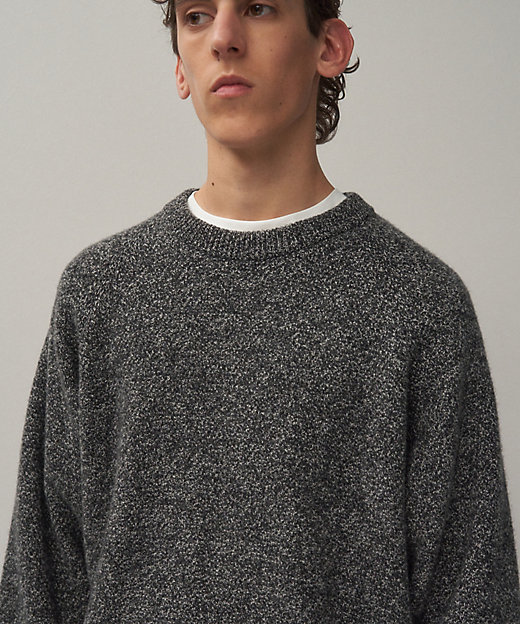 LAMBS WOOL ｜ クルーネックセーター － UNISEX