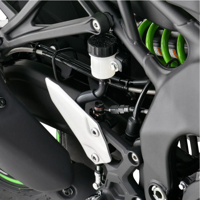 SWAGE-LINE 直送品 スウェッジラインプロ リアホースキット カワサキ