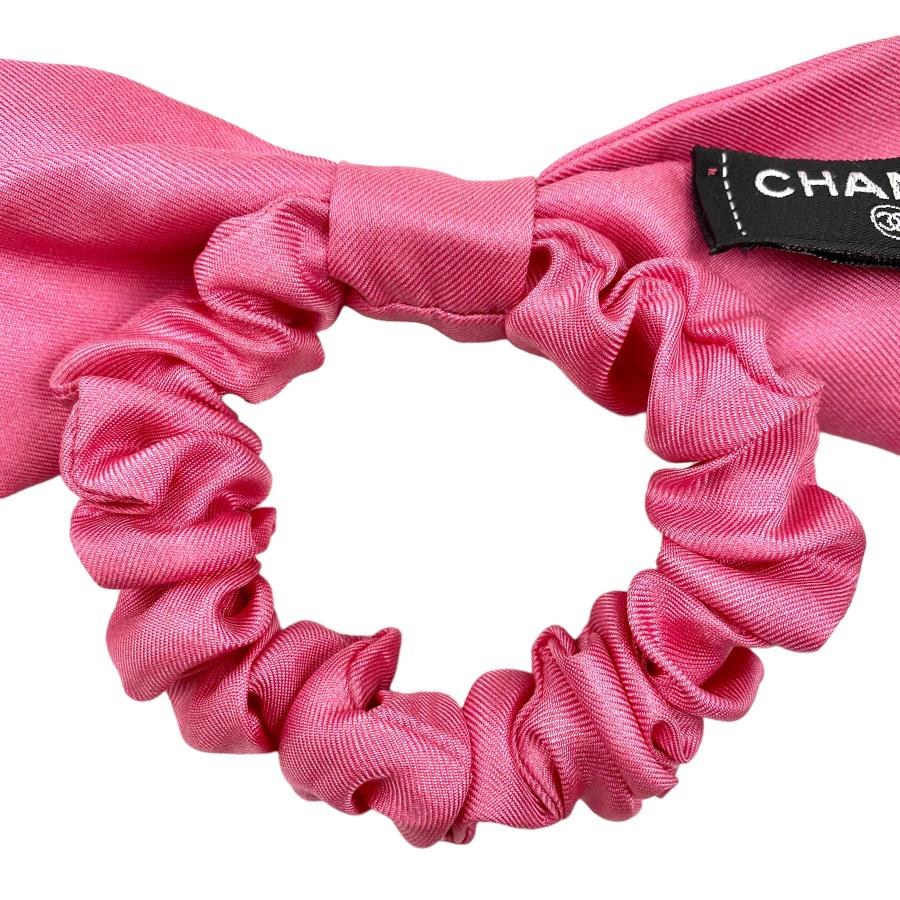 CHANEL（シャネル） AA9064 ロゴ シルク リボン シュシュ ピンク ヘア