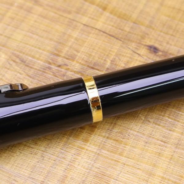 ダイワ 銀狼 王牙 メタルチューン 1-52 / Y046L 美品 DAIWA 磯竿 尾長