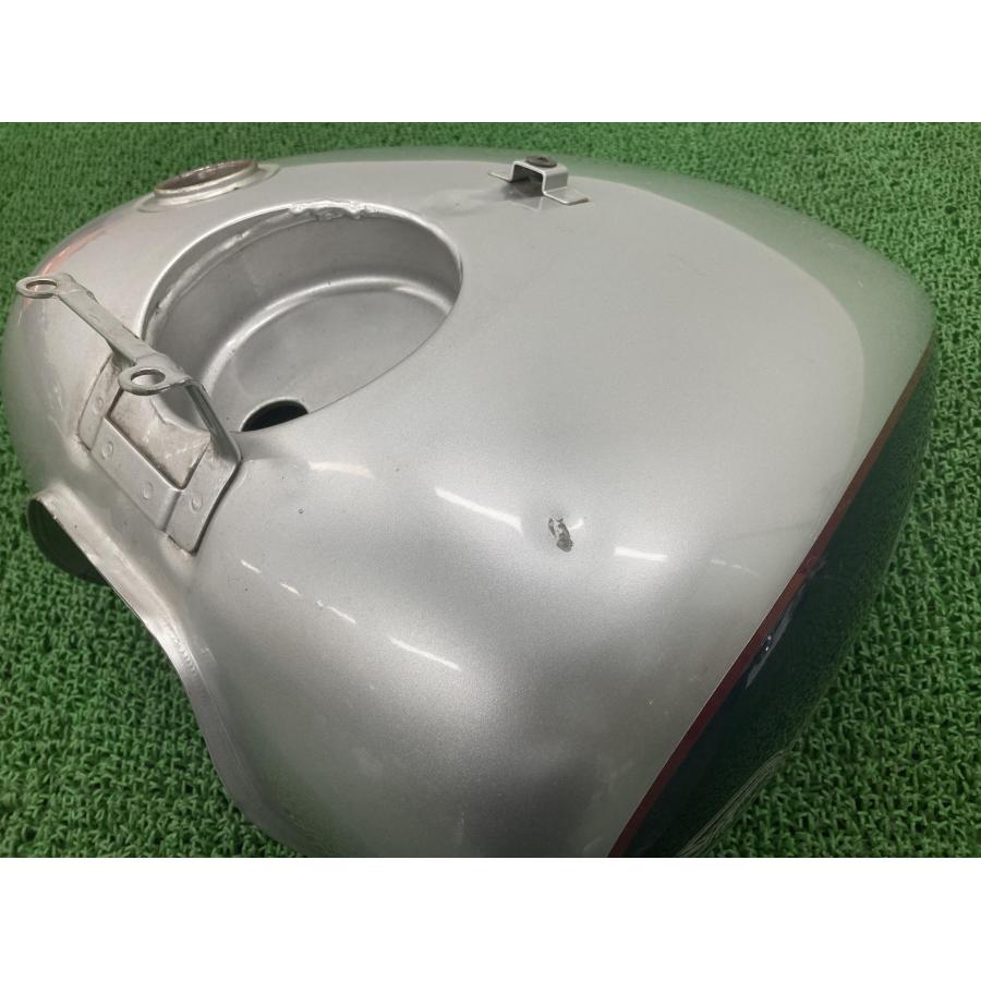 ヤマハ発動機 ドラッグスター400 タンク 銀 ヤマハ 純正 中古 バイク