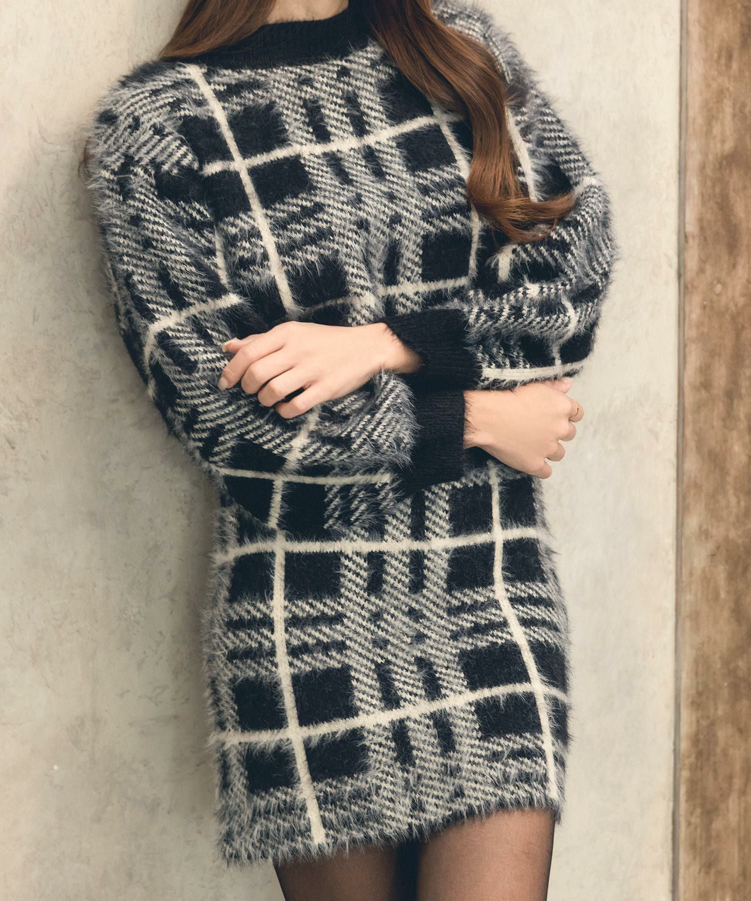 チェック柄シャギータッチニットトップス×ミニスカートセットアップ