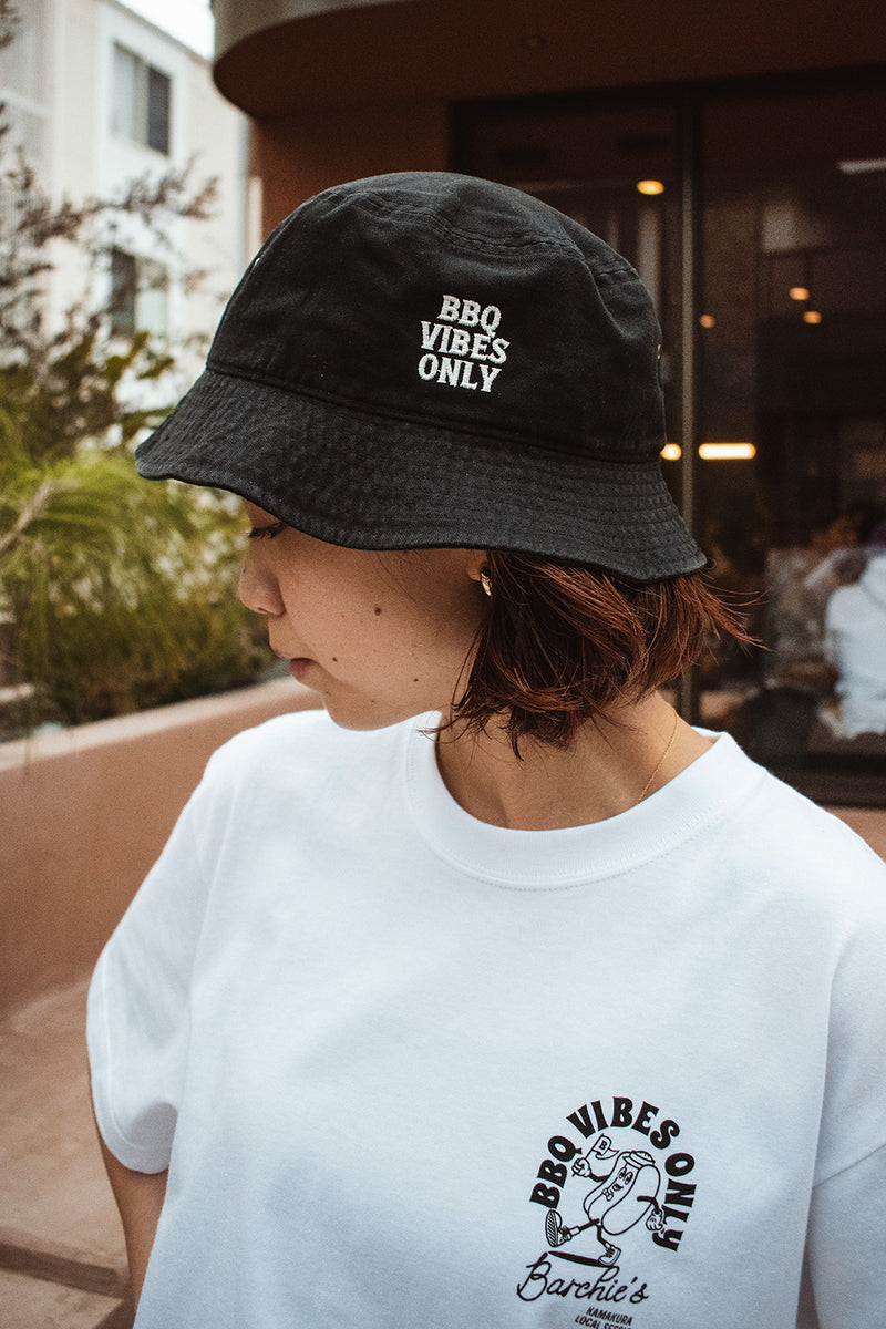 BBQ VIBES ONLY