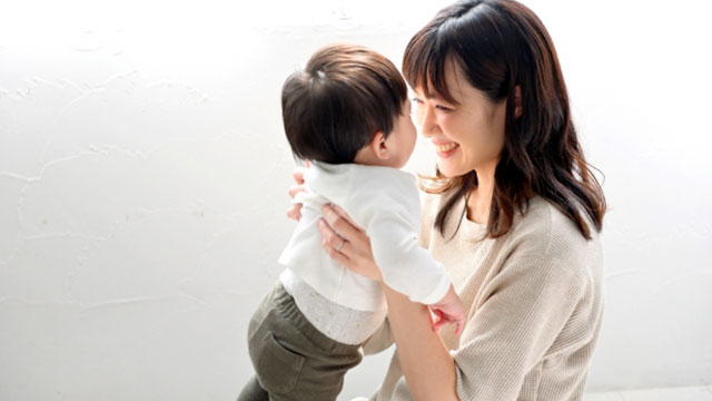 赤ちゃんの視覚と聴覚の発達について｜社会福祉法人交響