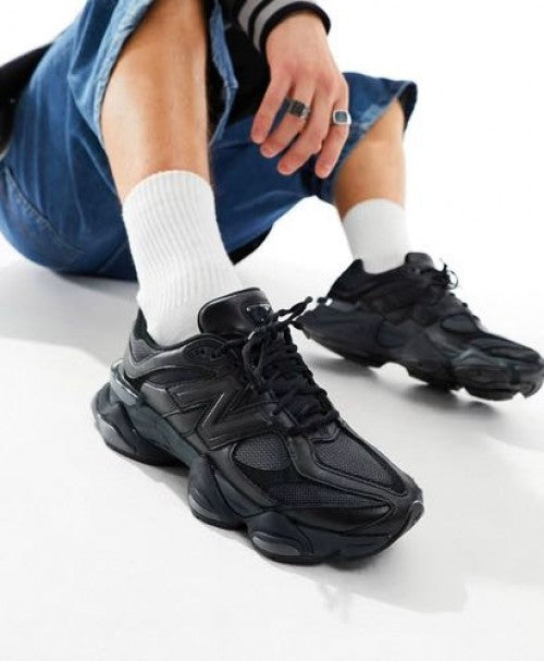 New Balance 9060 Triple Black – Lebrouges