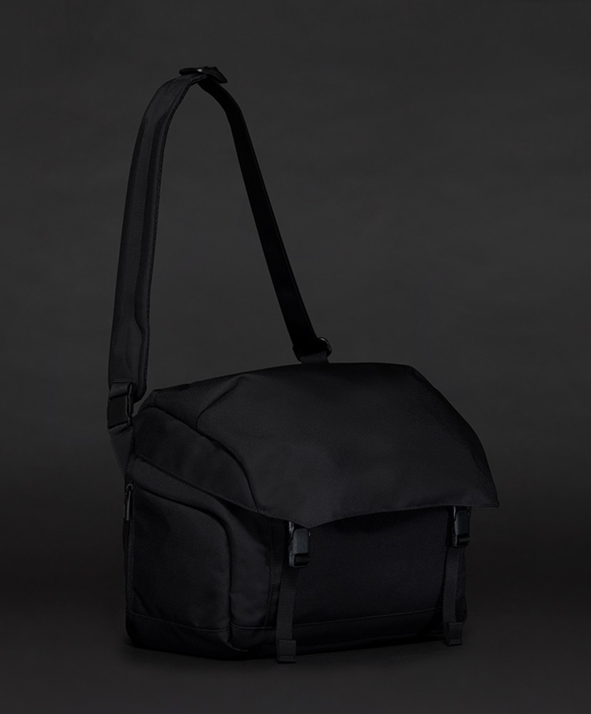 Shoulder Pro Flap M(ONE Black/ブラック): MONOLITH