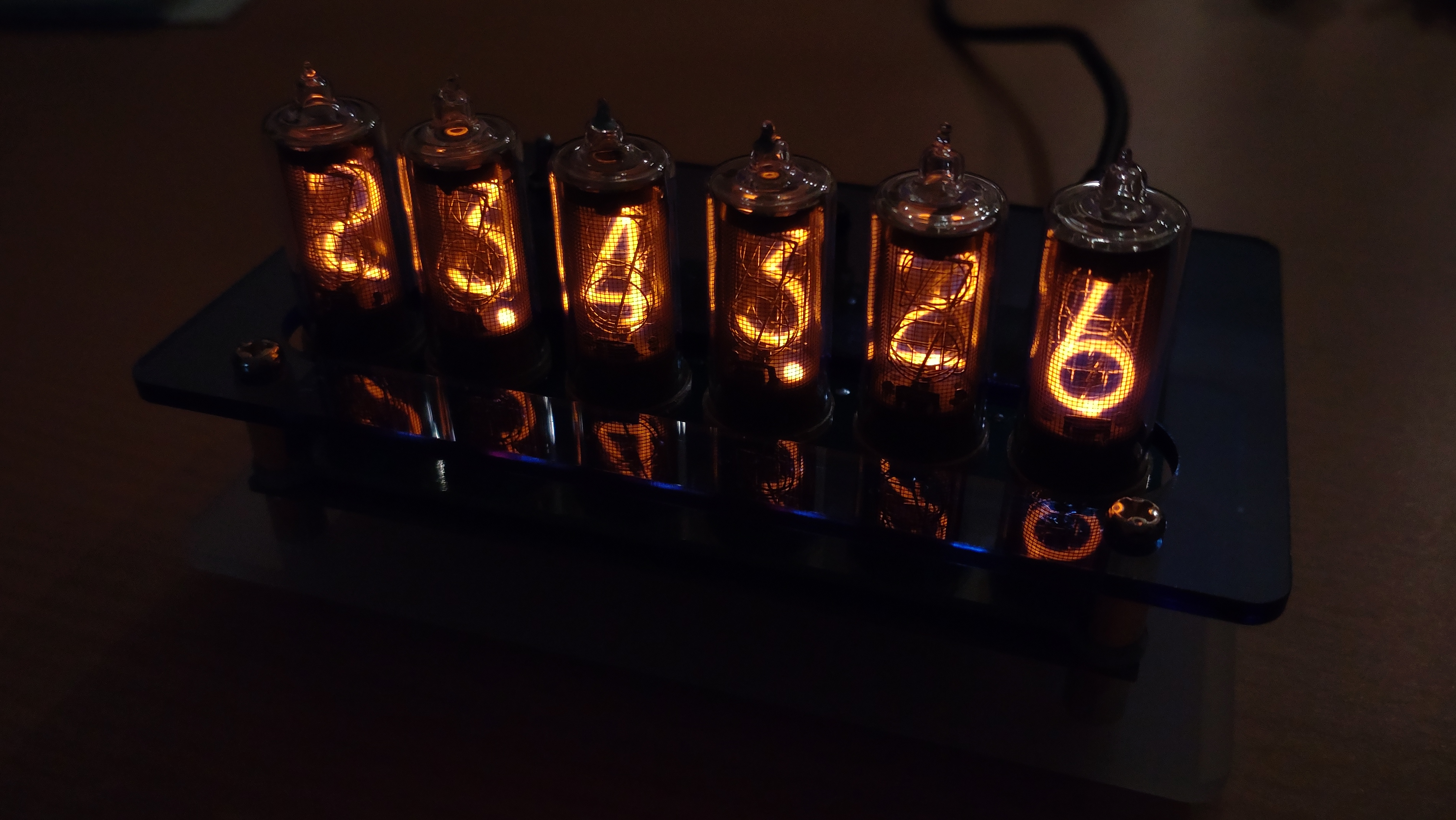 NIXIE-CONPAK