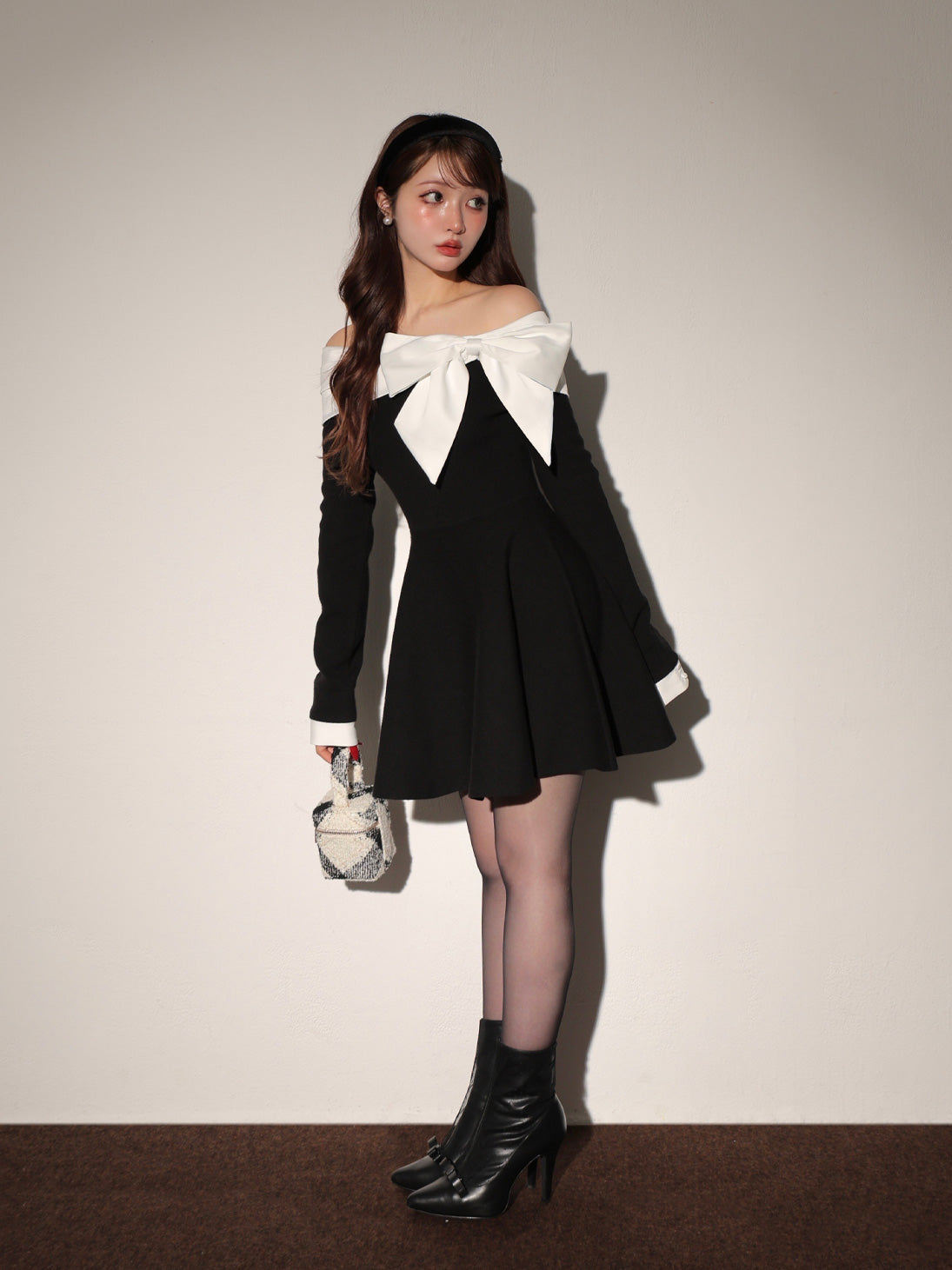 Off shoulder ribbon knit mini onepiece(eme10556) – M me eme
