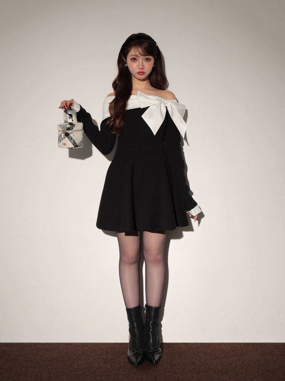 Off shoulder ribbon knit mini onepiece(eme10556) – M me eme