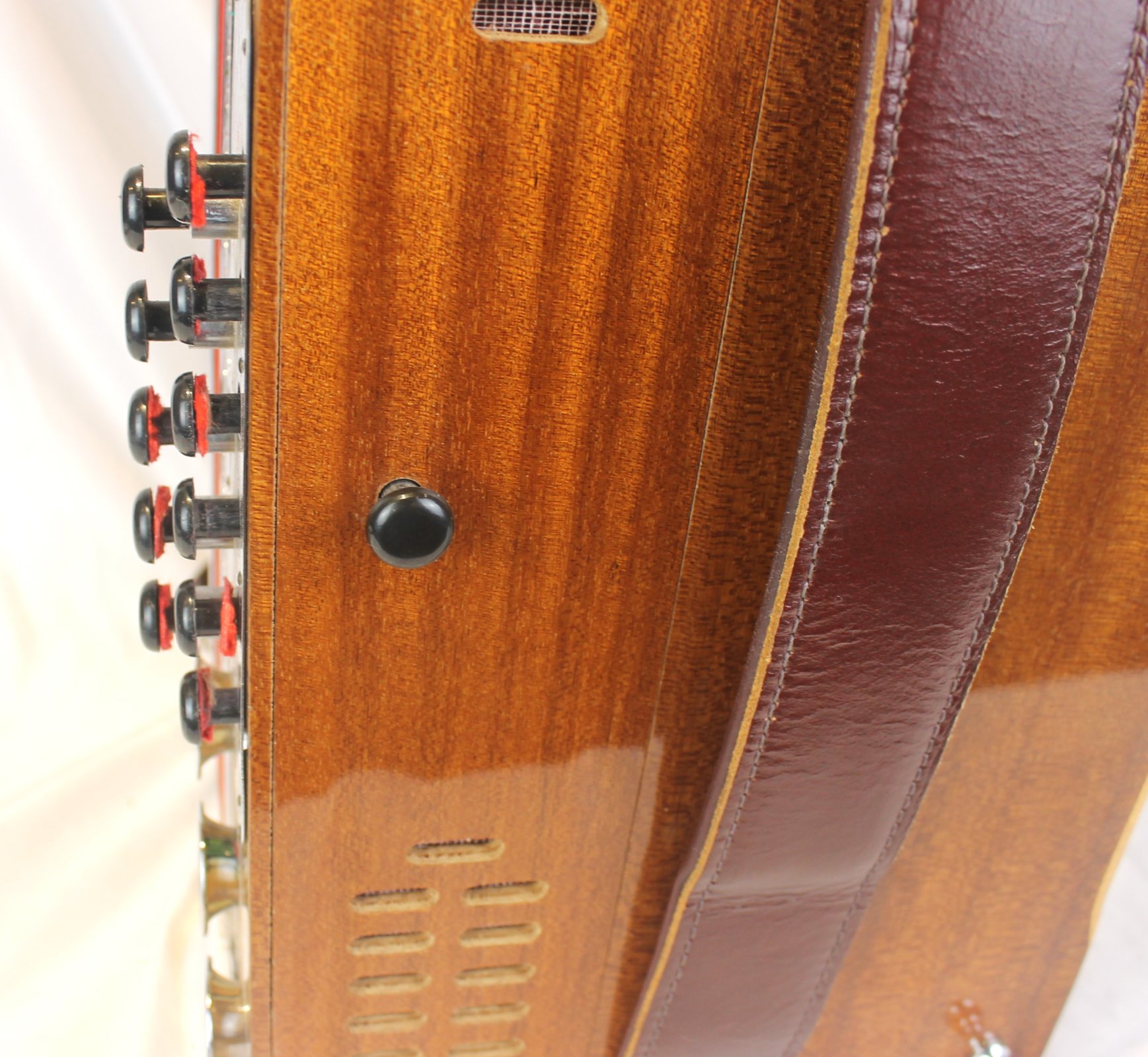 6187 - Melodija Menges Slovenija Diatonic Button Accordion CFBb MM