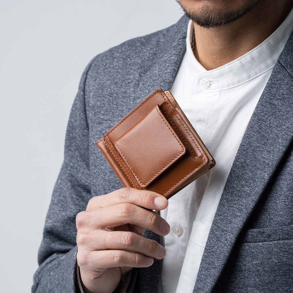 小銭入れ付き コードバン調 牛本革 二つ折りマネークリップ – MURA