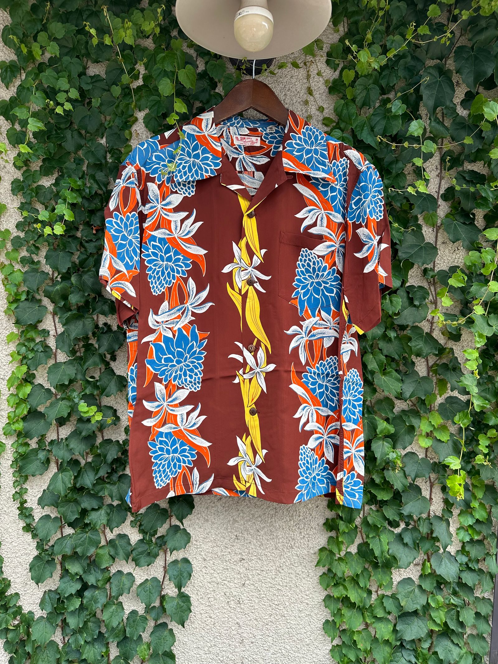 SUN SURF - ALOHA SHIRTS “BLOOMS OF TORCH FLOWER”/半袖レーヨン