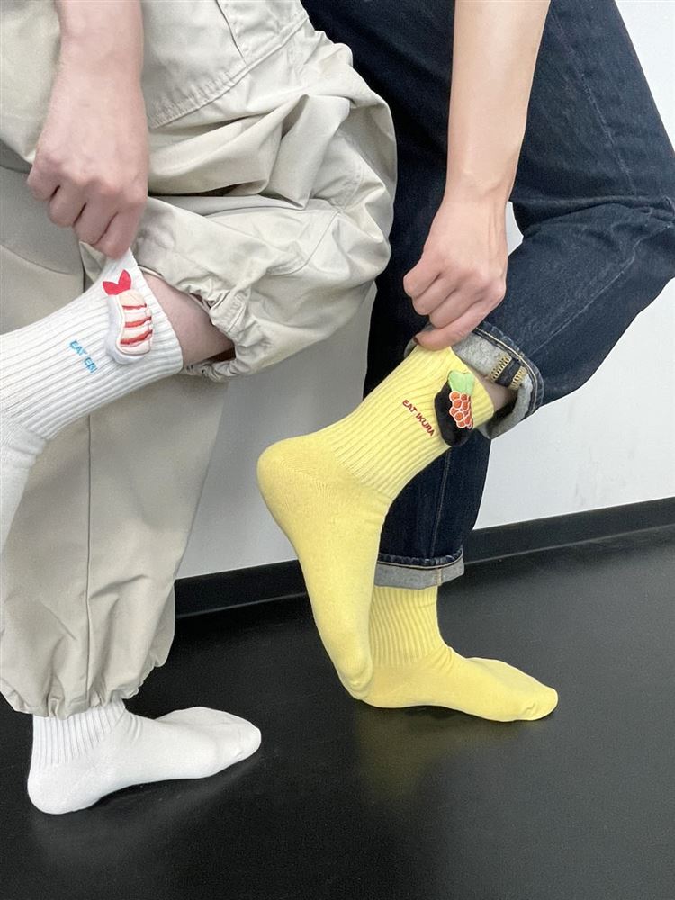 ヘイおまち！！お寿司マスコット付きソックス17cm丈: レッグウェア