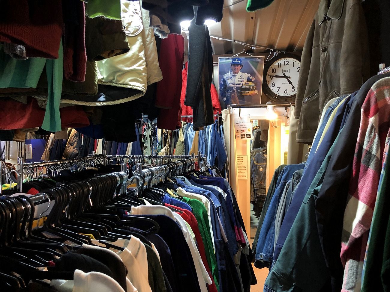 古着ファン必見！「CLOTH WORKS」であなただけの一枚を探そう｜飯田市