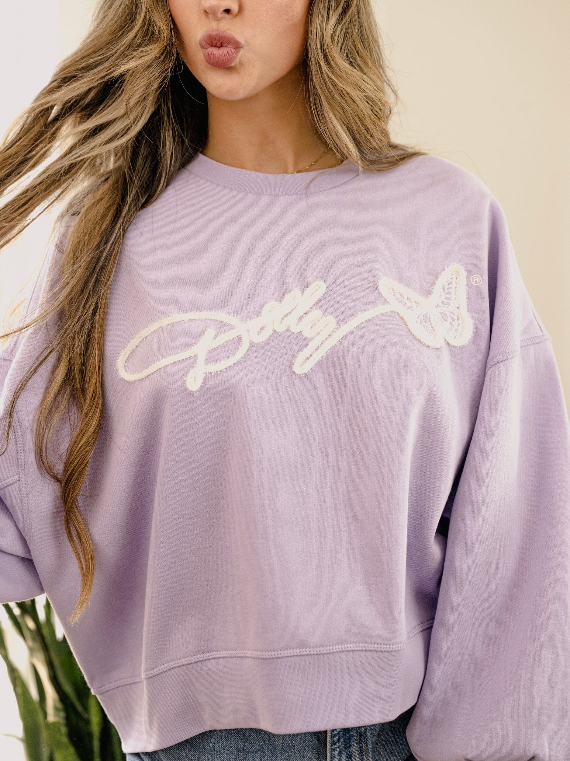 LivyLu Dolly Parton Tinsel Sweatshirt – Bliss