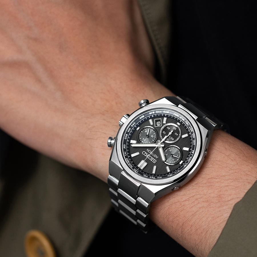 SEIKO 8B92 ソーラー電波 ワールドタイムクロノグラフ C-20 SEIKO 8b92