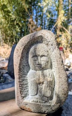 童子仏、地蔵菩薩、童地蔵、河原の石に地蔵、倉田辰彦作 - メルカリ