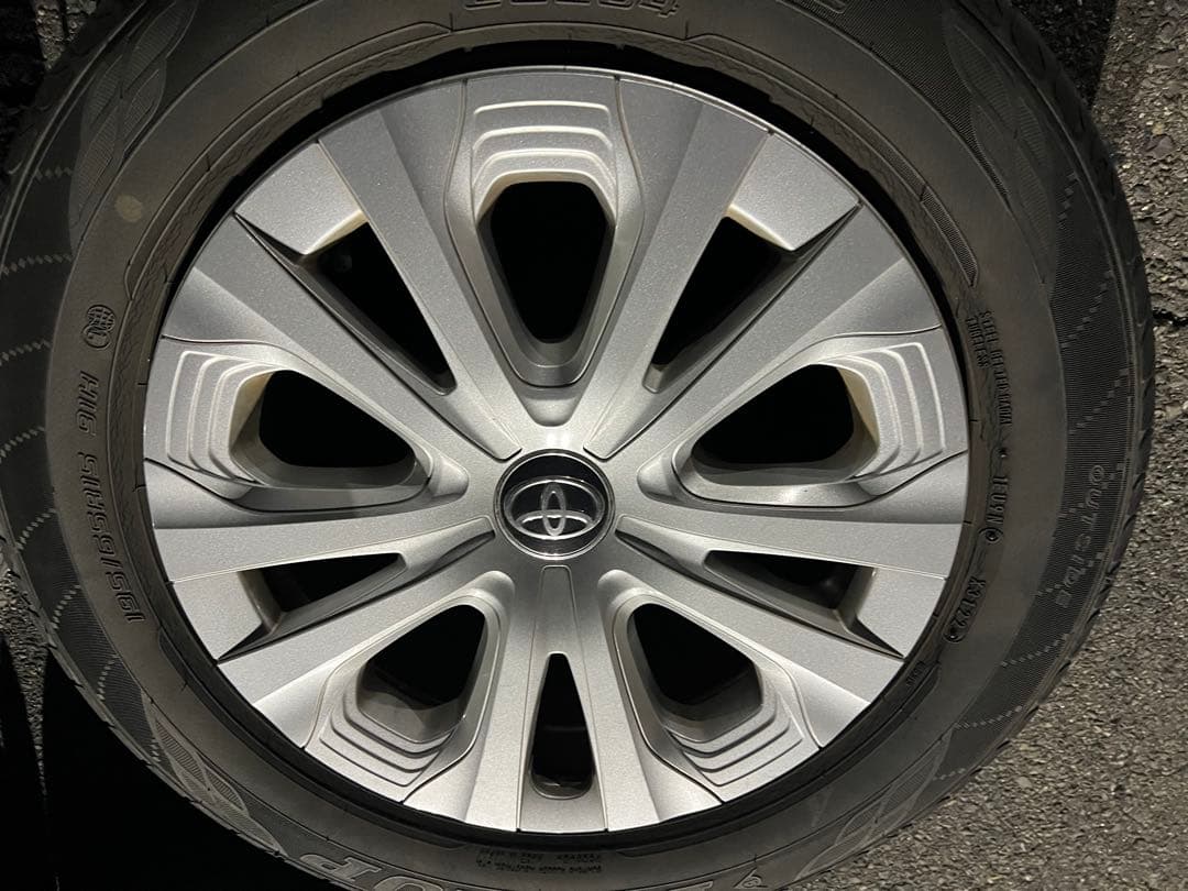 TOYOTA トヨタ純正 50系プリウス15インチ×6.5J＋40