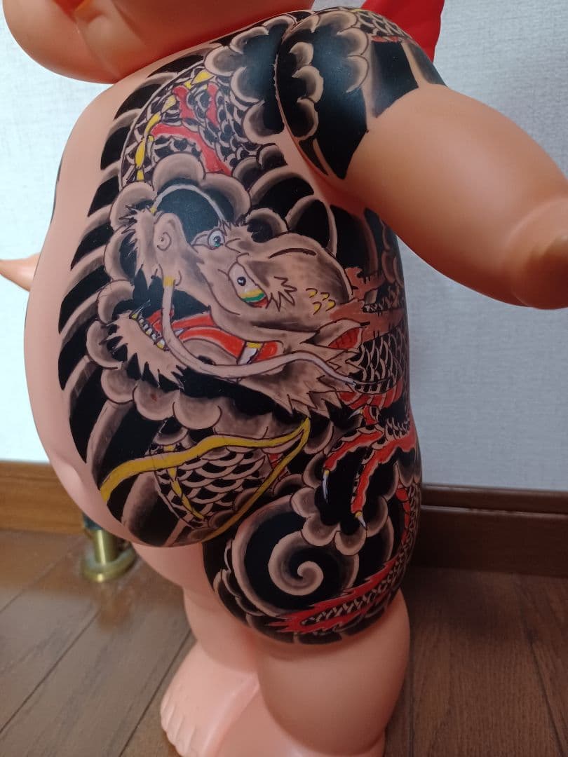 和彫り 刺青キューピー 特大ソフビ人形 - メルカリ