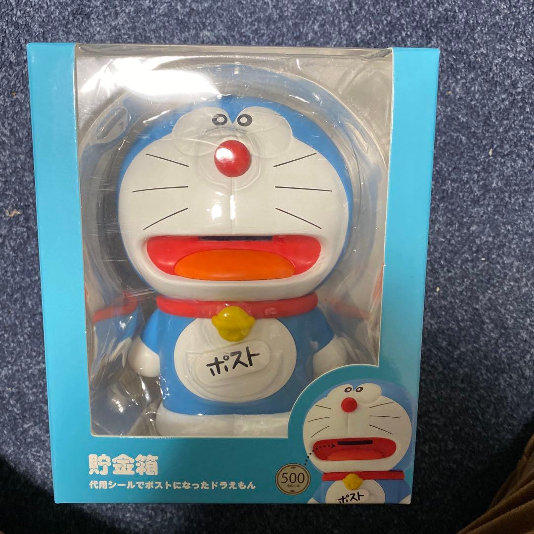 代用シールでポストになった ドラえもん 貯金箱 郵便局 - メルカリ