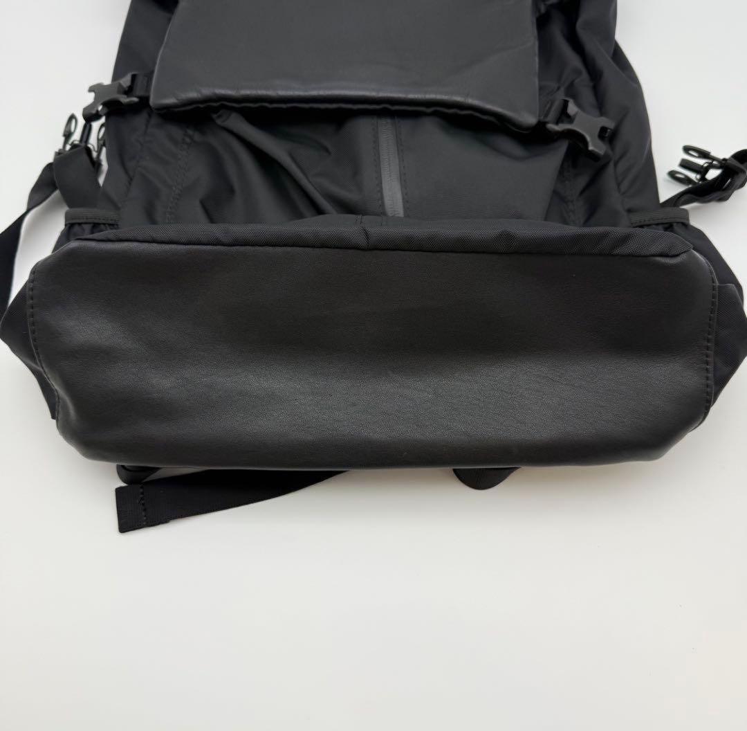 ☆極美品☆イアパピヨネ×BURLAPOUTFITTER撥水レザーコンビリュック