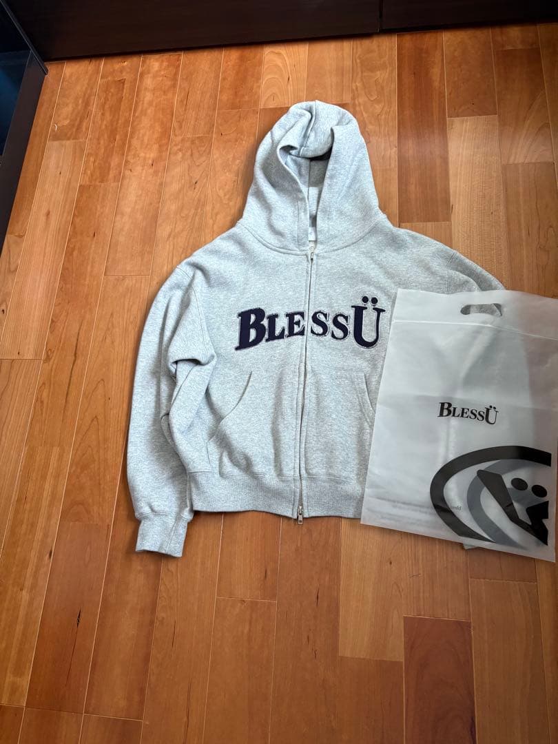 Blessu ジップパーカー グレーM - メルカリ