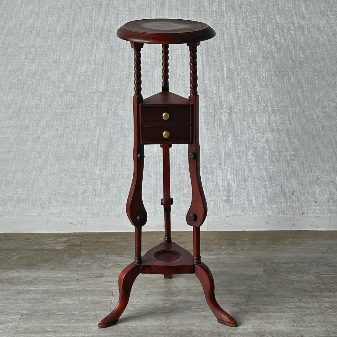 イギリス アンティーク 家具 オケージョナルテーブル 1930年頃 730A 英国アンティークのオケージョナルテーブル、ウォールナットの木目が
